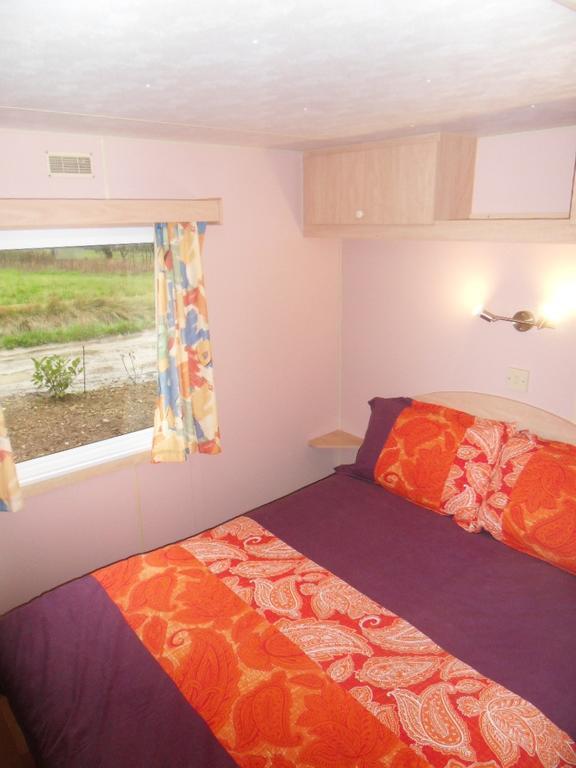 Bungalow Chez Gilly Boisset-et-Gaujac Bagian luar foto